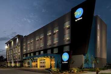 Hotell Tru By Hilton Lafayette River Ranch