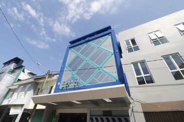 Hotel Reddoorz Near Taman Bekapai