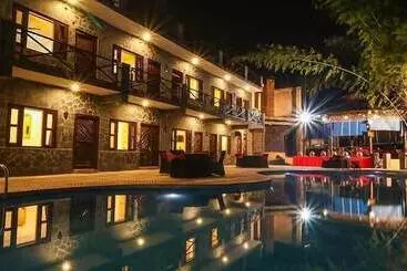 Ashokas Tiger Trail Resort