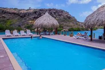 آپارتمان‌های توریست‌ها Palapa Beach Resort