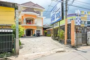 Hotel Reddoorz Syariah @ Jalan Simpang Gajayana