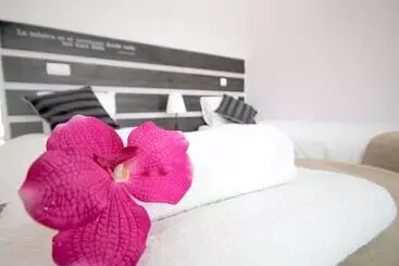 ツーリストアパートメント Martin Guest House