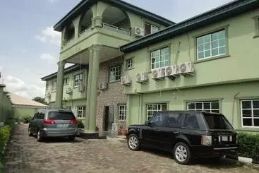 Southland Concept Hotel And Suites