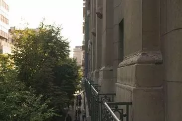 Hotel City Nest Modern & Cozy Suites