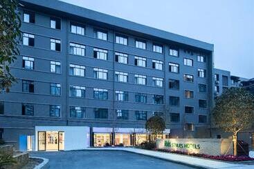 Отель Ibis Styles Chengdu Chunxi Taikoo Li