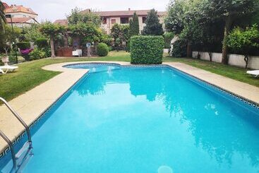 Apartamentos Revo Salinas 3000