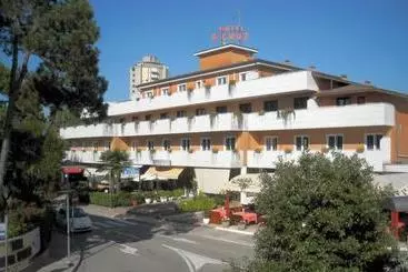 هتل Santa Cruz