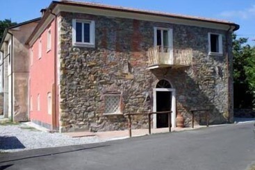 هتل Un Angelo Alla Mia Tavola