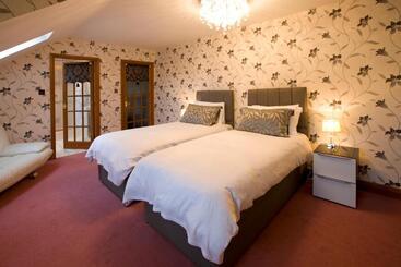 膳宿费 Englewood Lodge