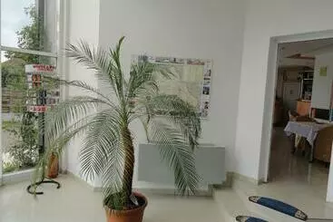 پانسیون Villa Grande