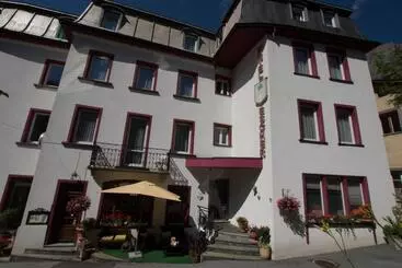 Hostel Escher