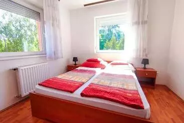 Ildiko Apartmanhaz