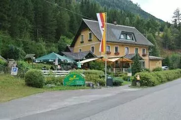 Pension Familiengasthof Zirmhof