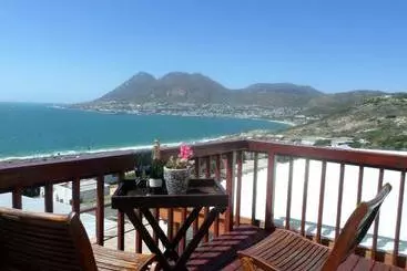 پانسیون Simonsview