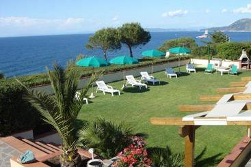 公寓式酒店  Belvedere Residenza Mediterranea