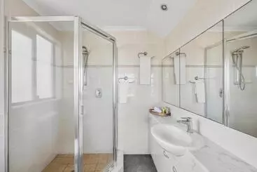 Sunshine Towers Boutique Apartments