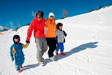 膳宿费 Haus Romantika