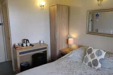 ペンション Riverside Cottage B&b