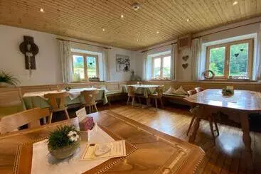 ユースホステル Gasthaus Sulzfluh
