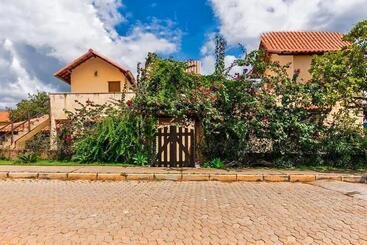 Pension Topo Do Cipó Ecopousada Vegana