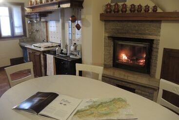 Отель Agriturismo Crodi