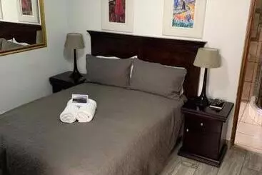 Majatalo Mountain Dew Guest House