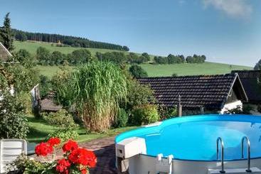 膳宿费 Cafe Restaurant Vedder