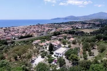 Pensió Il Paradiso Di Hyele