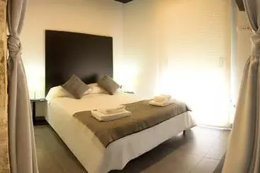 هتل آپارتمان Soho Valencia