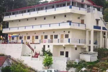 Hotel Goroomgo Tribhuwan Ranikhet