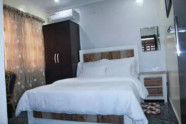 Hotel Mitos Luxury Suites