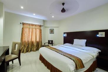 هتل Krishna Residency