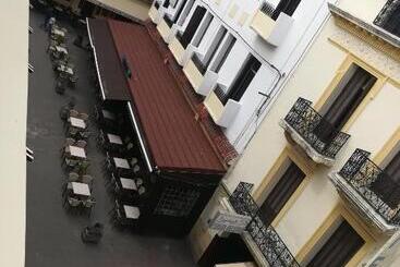 ペンション Fuentes