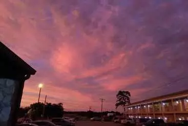 Sheldon's Motel And Restaurant