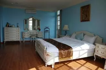 Bed & Breakfast Lk Breakfast And Beds