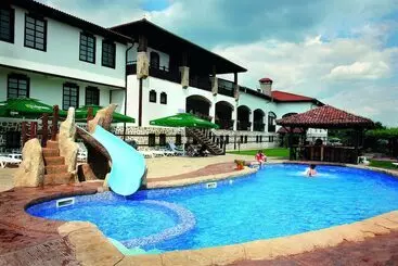 Hotel Wine & Spa Complex Starosel