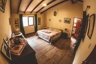 پانسیون Hostel Serena