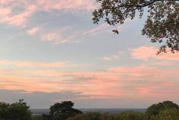 پانسیون 528 Victoria Falls Guest House