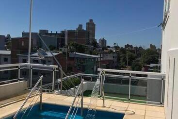 هتل آپارتمان Departamento Rodrigo Ii