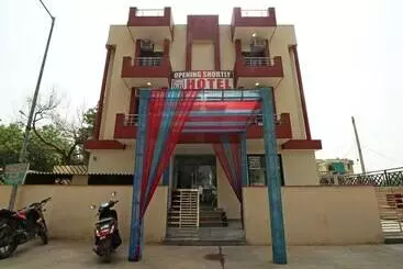 Hotel Oyo 5741 Grand Highway