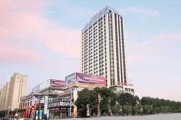 Hotel Ramada Plaza Wyndham Wenzhou Cangnan