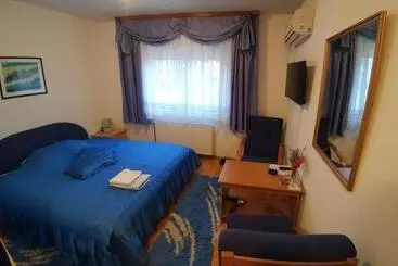 پانسیون Vila San