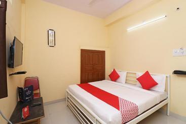 Oyo 22898 Hotel Narayan Palace