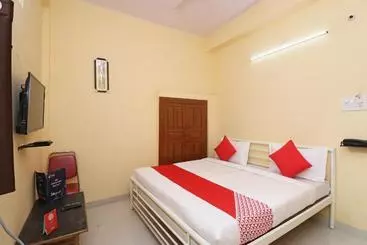 Oyo 22898 Hotel Narayan Palace