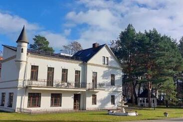 هتل آپارتمان Burmistro Namas