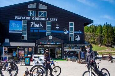 Wadano Gateway Suites & Apartments