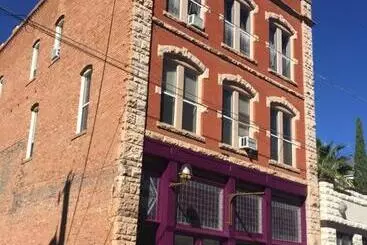 アパートホテル Bisbee Brownstone Suites