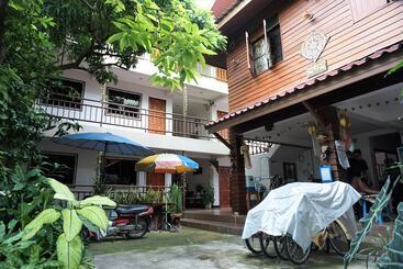 Отель My Mum Home