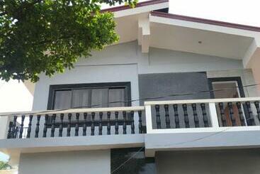 Pensionat Bangles Homestay