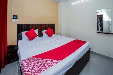 Hotel Oyo 14658 Shree Ambe Tara Guest House